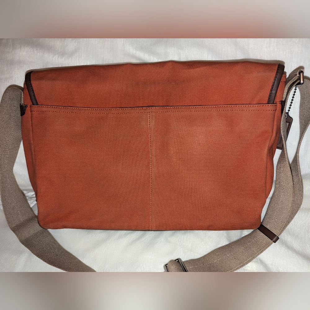 AUTHENTIC COACH MENS CAMDEN ORANGE CANVAS LARGE MESSENGER BAG #70829  GUC - Picture 2 of 16
